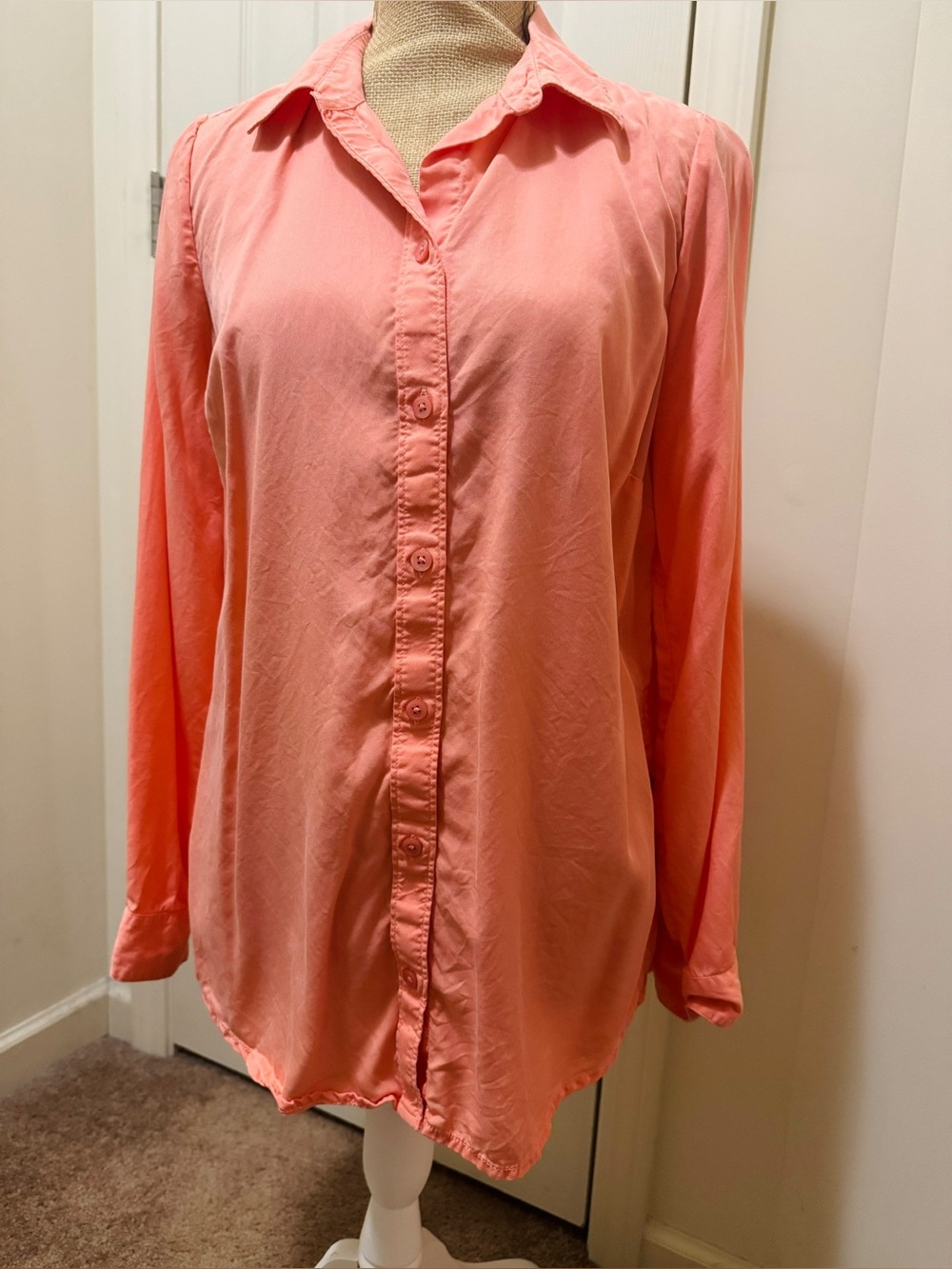 crown & ivy Coral Button-Down Long Sleeve Shirt